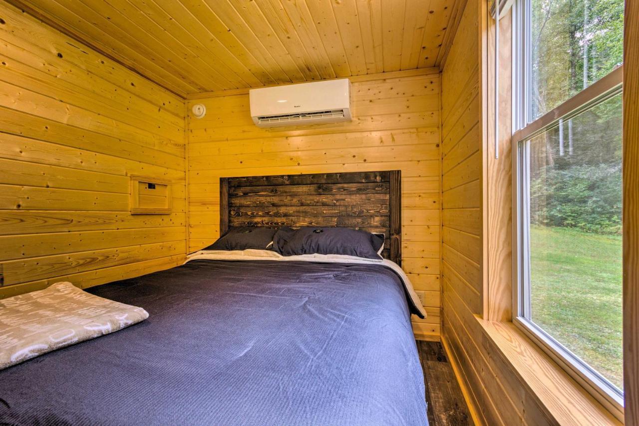 Quaint Mtn Cabin Tiny Living Near Big Adventure Brevard Ngoại thất bức ảnh