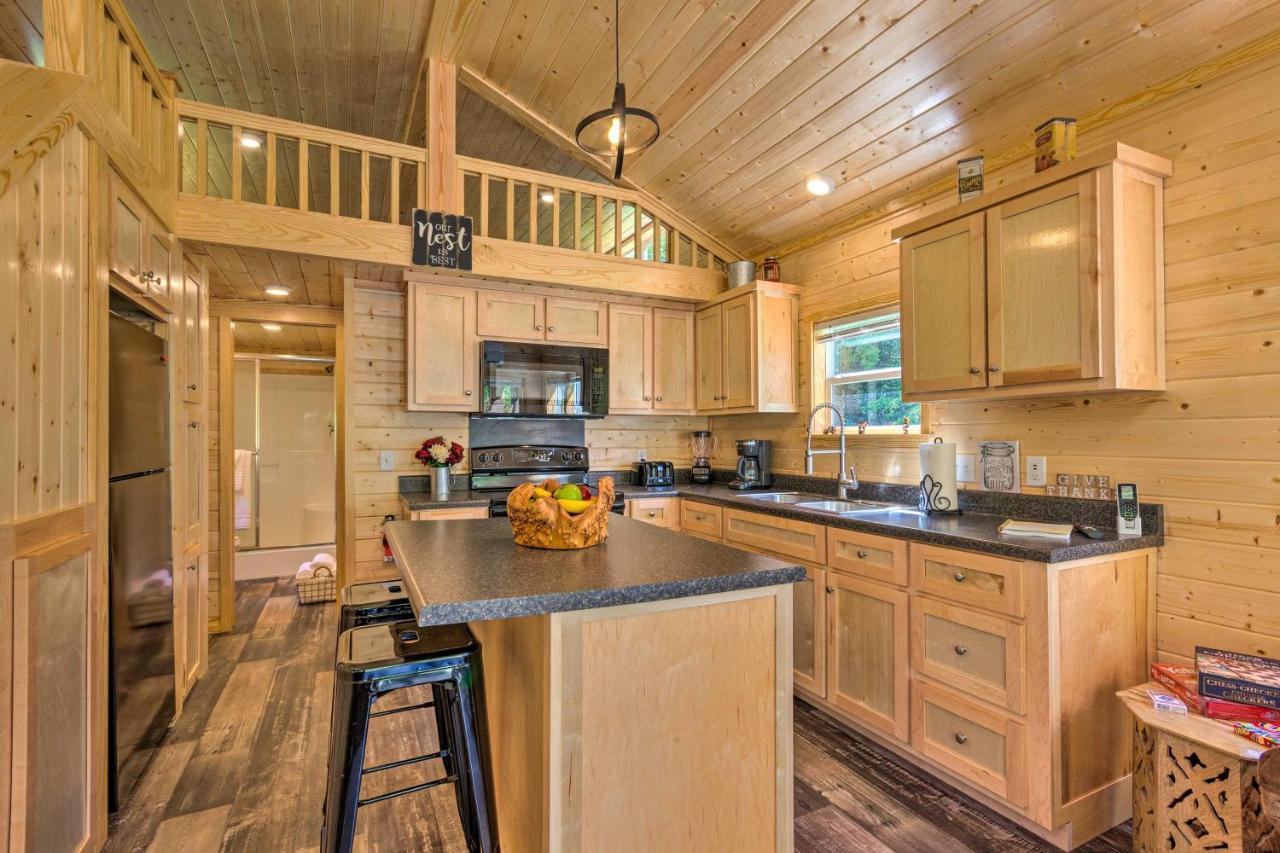 Quaint Mtn Cabin Tiny Living Near Big Adventure Brevard Ngoại thất bức ảnh